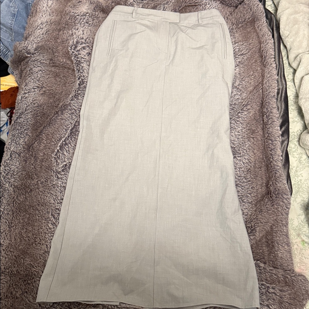 Forever 21 Light Gray Skirt